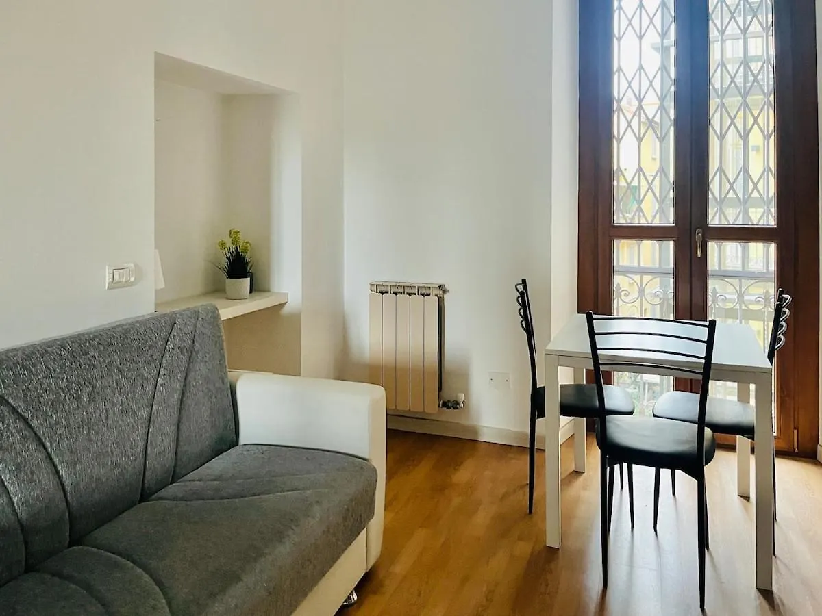 Lägenhet Milan Vercelli Comfort Home